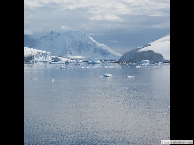 109 Gerlache Strait, heading S-SW to Neko Harbor 2012-02-22