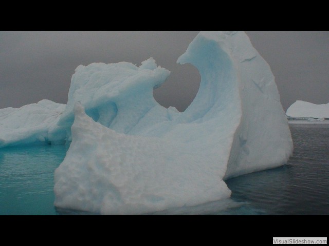 024 Ice sculptures, near Pleneau Island